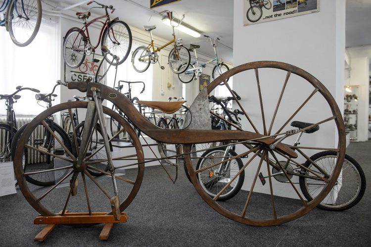 Balassagyarmaton Nyílik Az Ország Első Kerékpármúzeuma