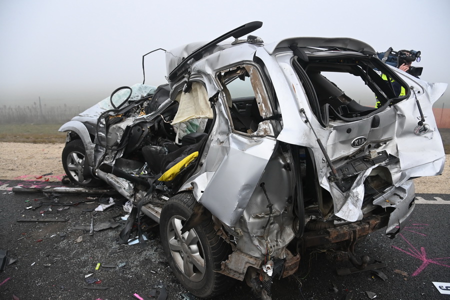 Egy Ember Meghalt Az M4 Es Autóúton Monornál Történt Balese